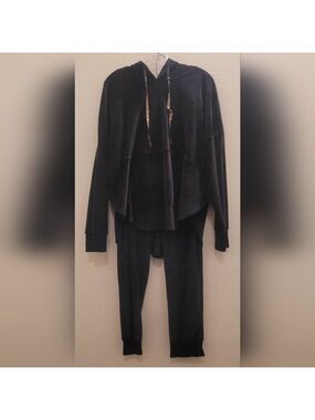 Vince Camuto Black Hoodie and Pants Set Sz XL/1G
